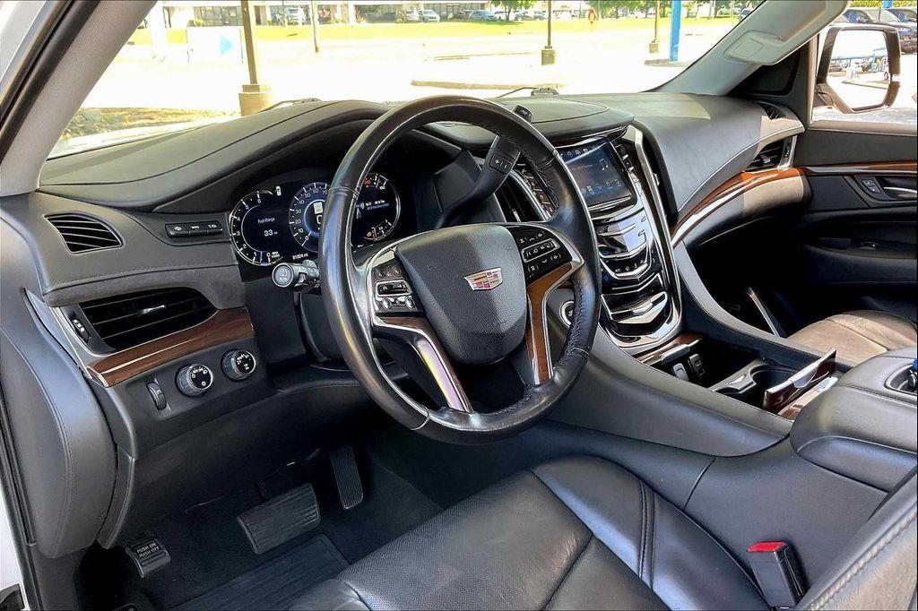 used 2020 Cadillac Escalade car, priced at $34,599