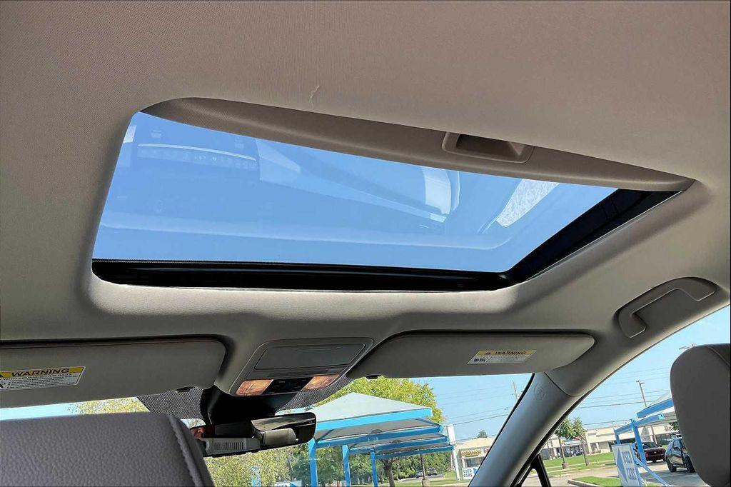 new 2026 Honda Odyssey car, priced at $44,885
