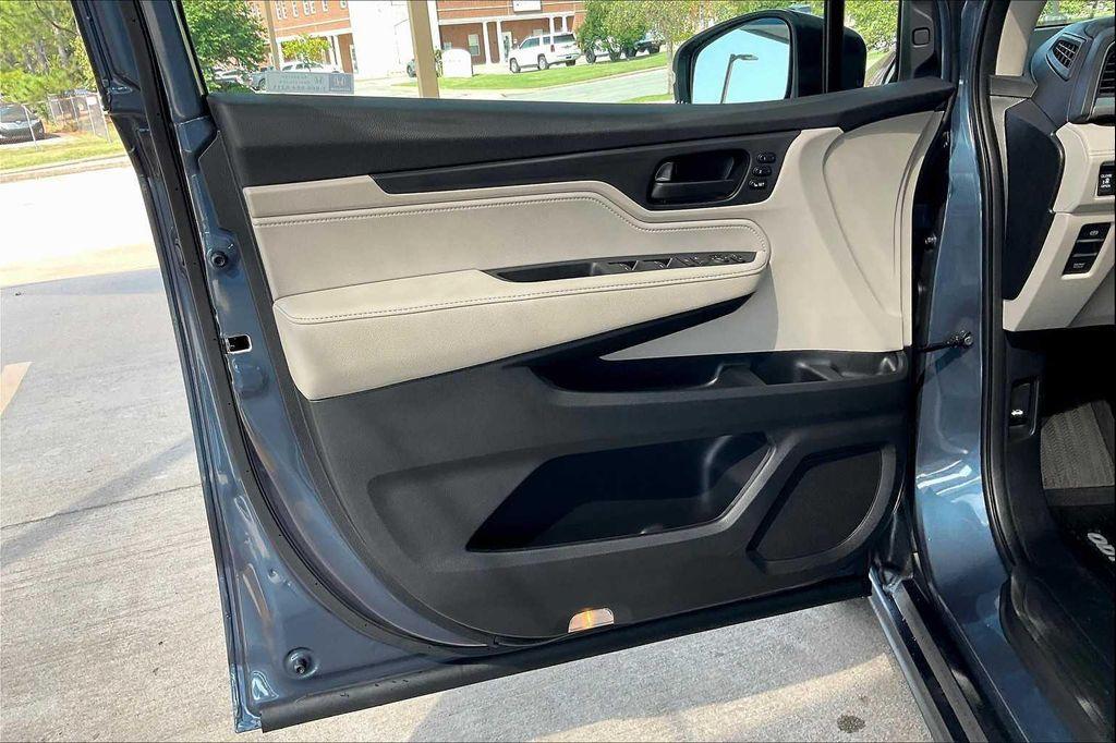 new 2026 Honda Odyssey car, priced at $44,885