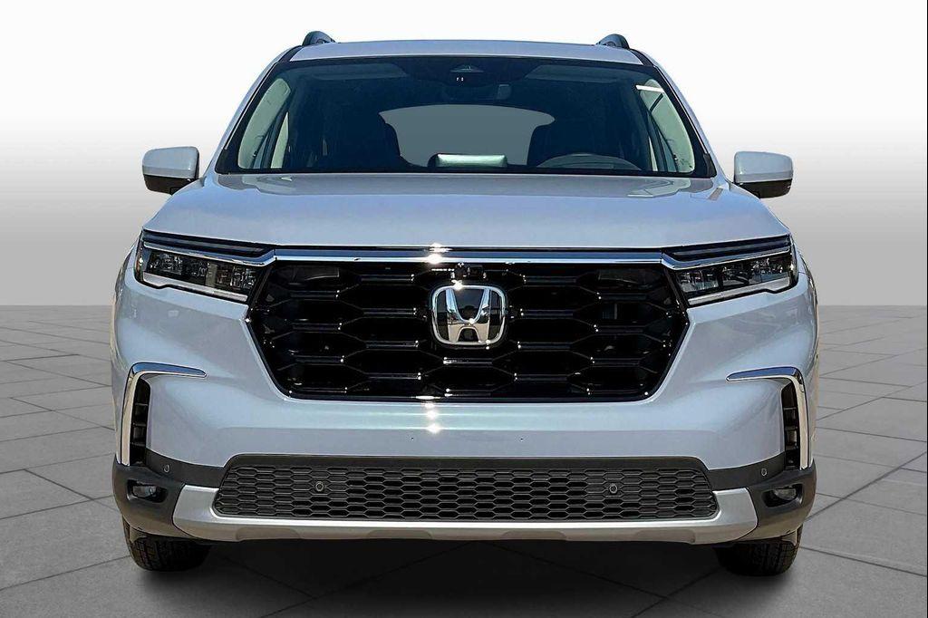 new 2025 Honda Pilot car, priced at $53,530