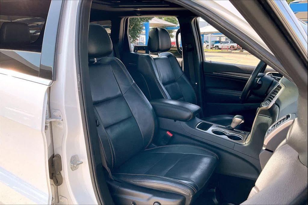 used 2017 Jeep Grand Cherokee car, priced at $12,699