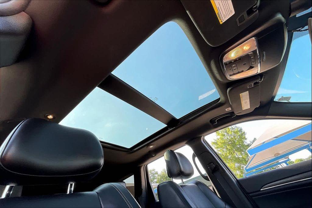 used 2017 Jeep Grand Cherokee car, priced at $12,699