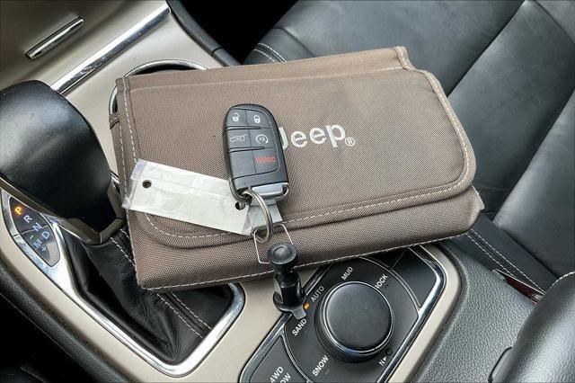 used 2017 Jeep Grand Cherokee car, priced at $15,999