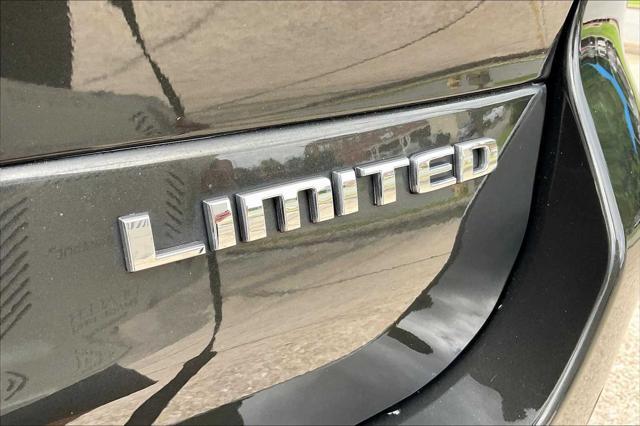 used 2022 Jeep Grand Cherokee L car, priced at $31,999