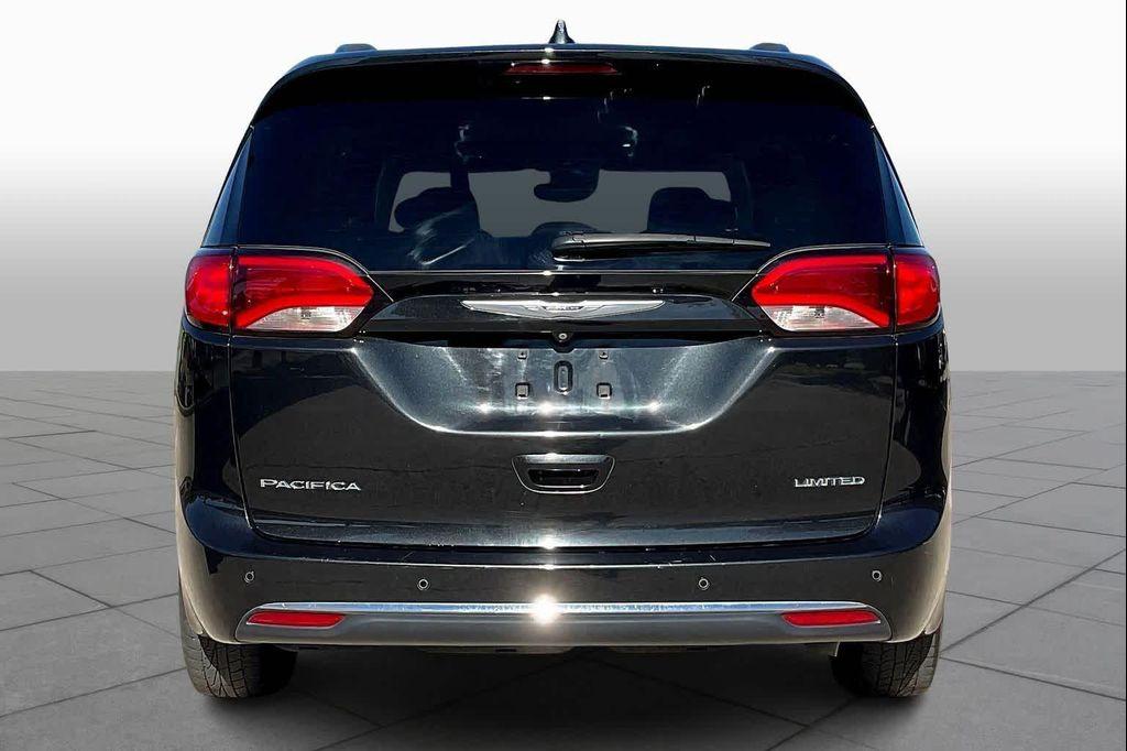 used 2019 Chrysler Pacifica car, priced at $18,999