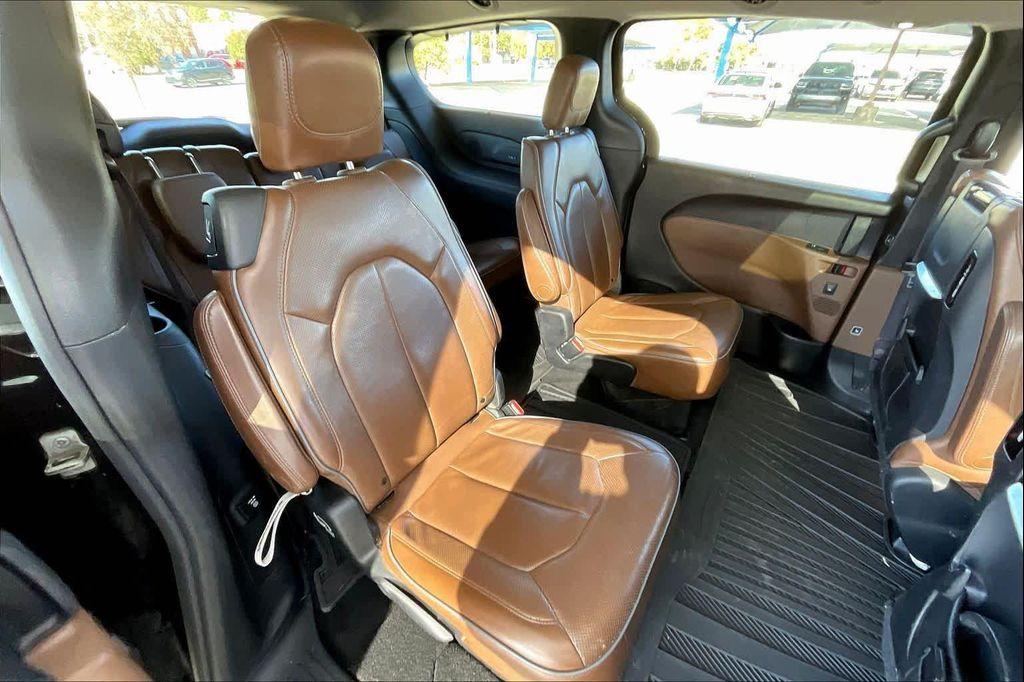 used 2019 Chrysler Pacifica car, priced at $18,999