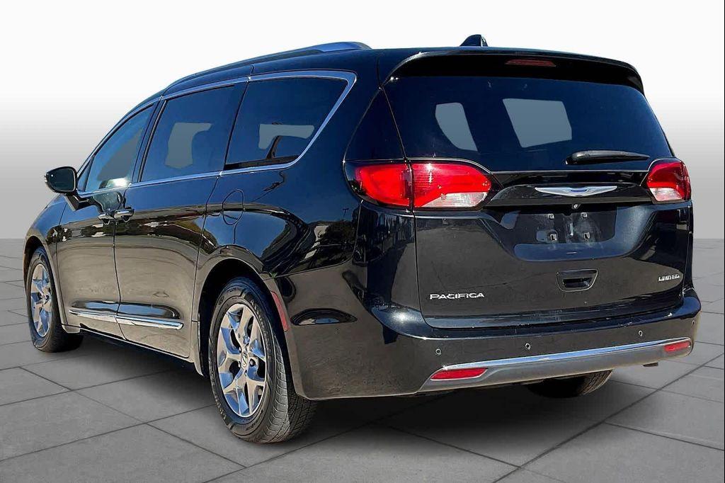 used 2019 Chrysler Pacifica car, priced at $18,999