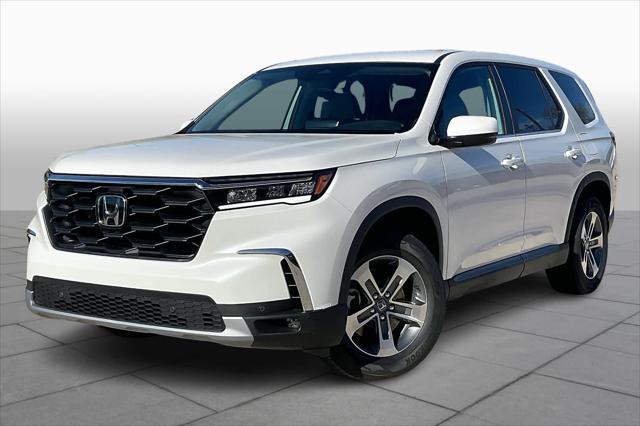 new 2025 Honda Pilot car, priced at $46,080