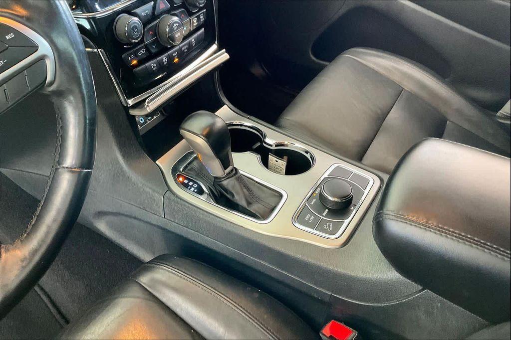 used 2020 Jeep Grand Cherokee car, priced at $17,999