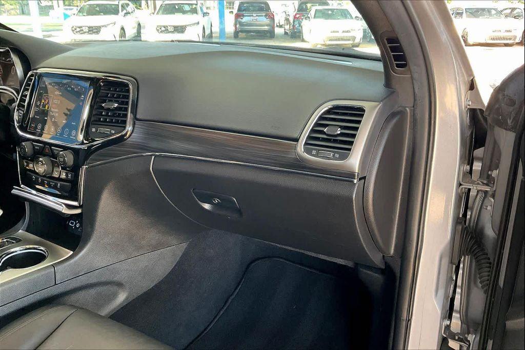 used 2020 Jeep Grand Cherokee car, priced at $17,999