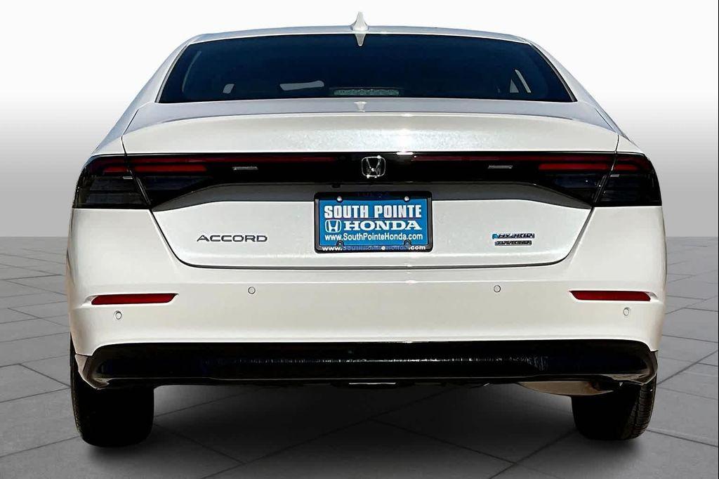 new 2025 Honda Accord Hybrid car, priced at $39,155