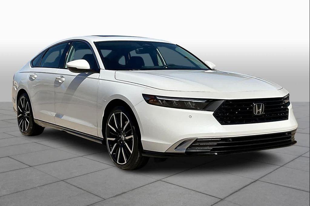 new 2025 Honda Accord Hybrid car, priced at $39,155