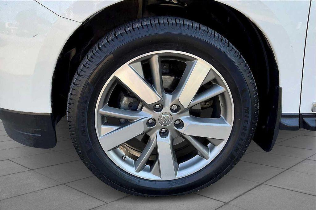 used 2014 Nissan Pathfinder car, priced at $6,399