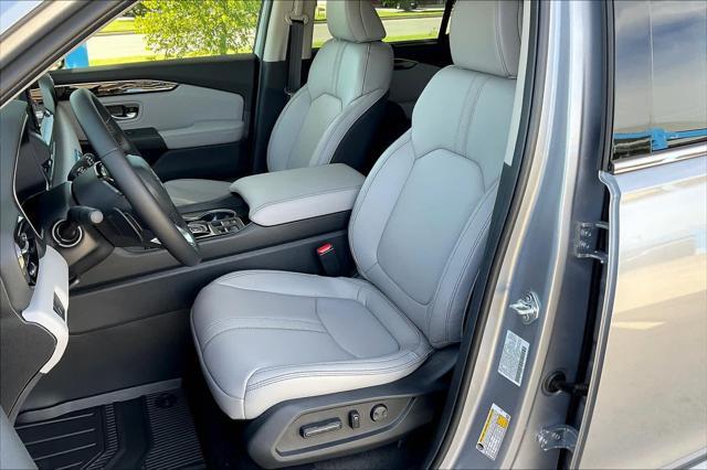 new 2025 Honda Pilot car, priced at $48,950