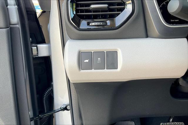 new 2025 Honda Pilot car, priced at $48,950