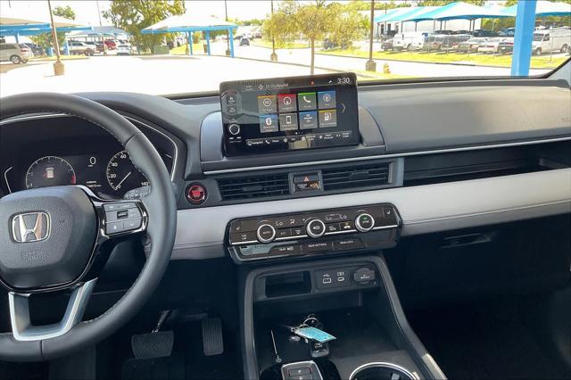 new 2025 Honda Pilot car, priced at $48,950