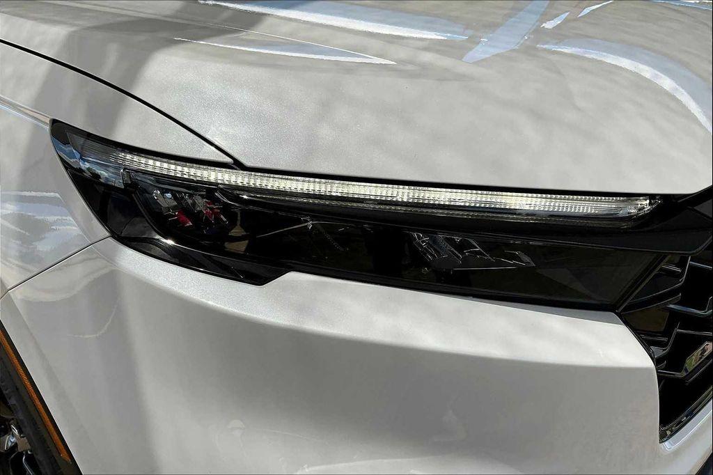 new 2026 Honda CR-V Hybrid car, priced at $36,785
