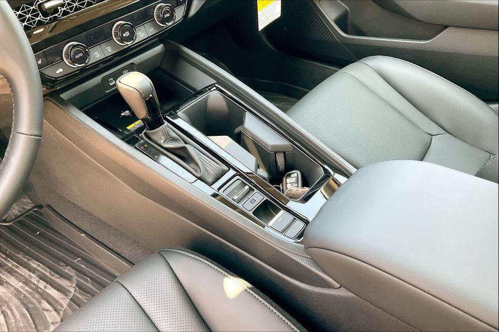 used 2025 Honda Accord Hybrid car, priced at $33,999