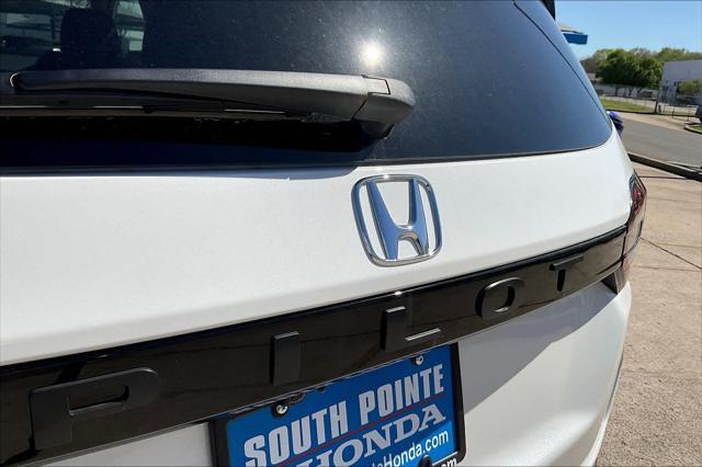 new 2025 Honda Pilot car, priced at $47,900