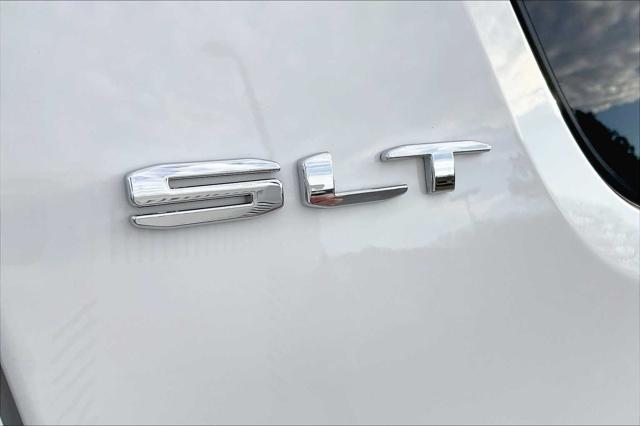 used 2022 GMC Acadia car, priced at $25,899