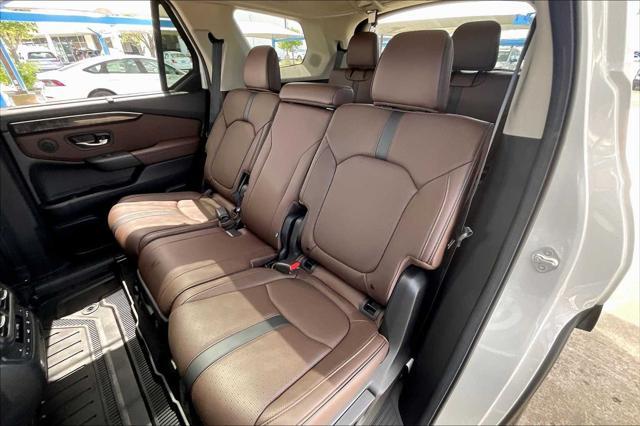 used 2025 Honda Pilot car, priced at $47,699