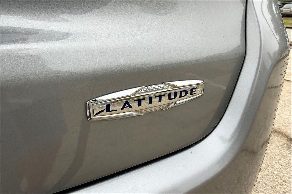 used 2019 Jeep Compass car, priced at $12,999