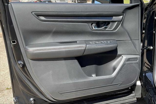 new 2025 Honda CR-V Hybrid car, priced at $37,545