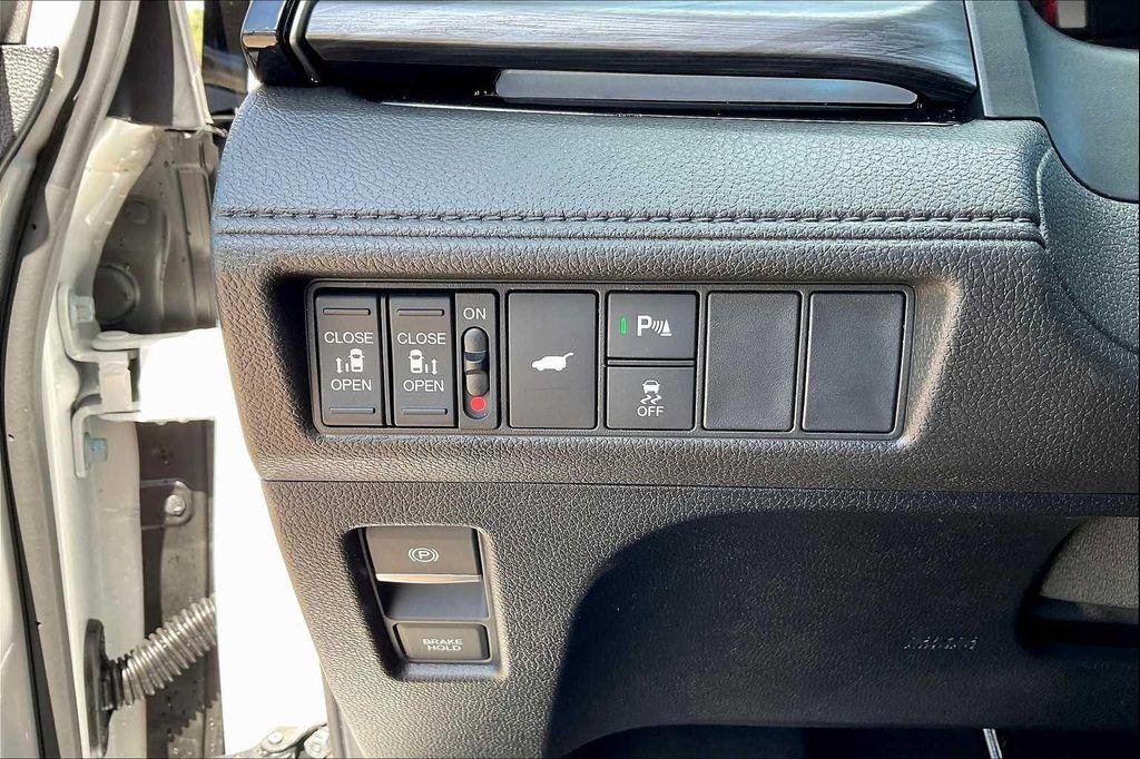 new 2026 Honda Odyssey car, priced at $53,645