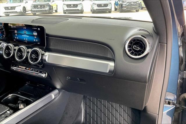 used 2021 Mercedes-Benz GLB 250 car, priced at $28,999