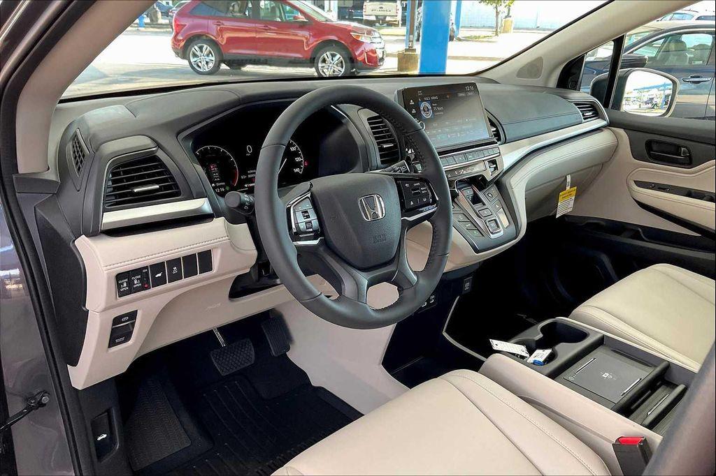 new 2026 Honda Odyssey car, priced at $44,885