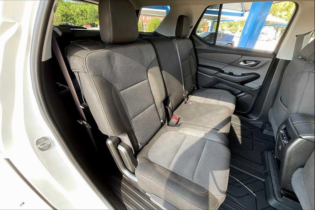 used 2018 Chevrolet Traverse car, priced at $13,999