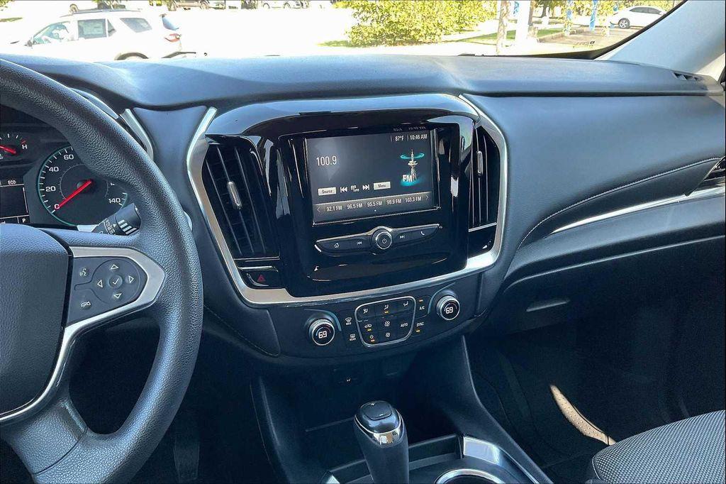 used 2018 Chevrolet Traverse car, priced at $13,999