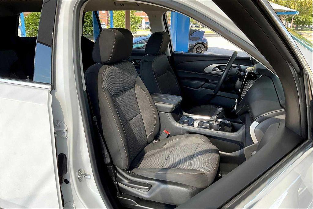 used 2018 Chevrolet Traverse car, priced at $13,999