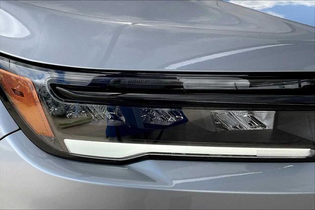 new 2025 Honda Pilot car, priced at $43,750
