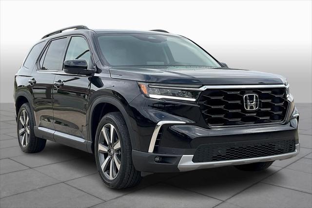 new 2025 Honda Pilot car, priced at $48,895