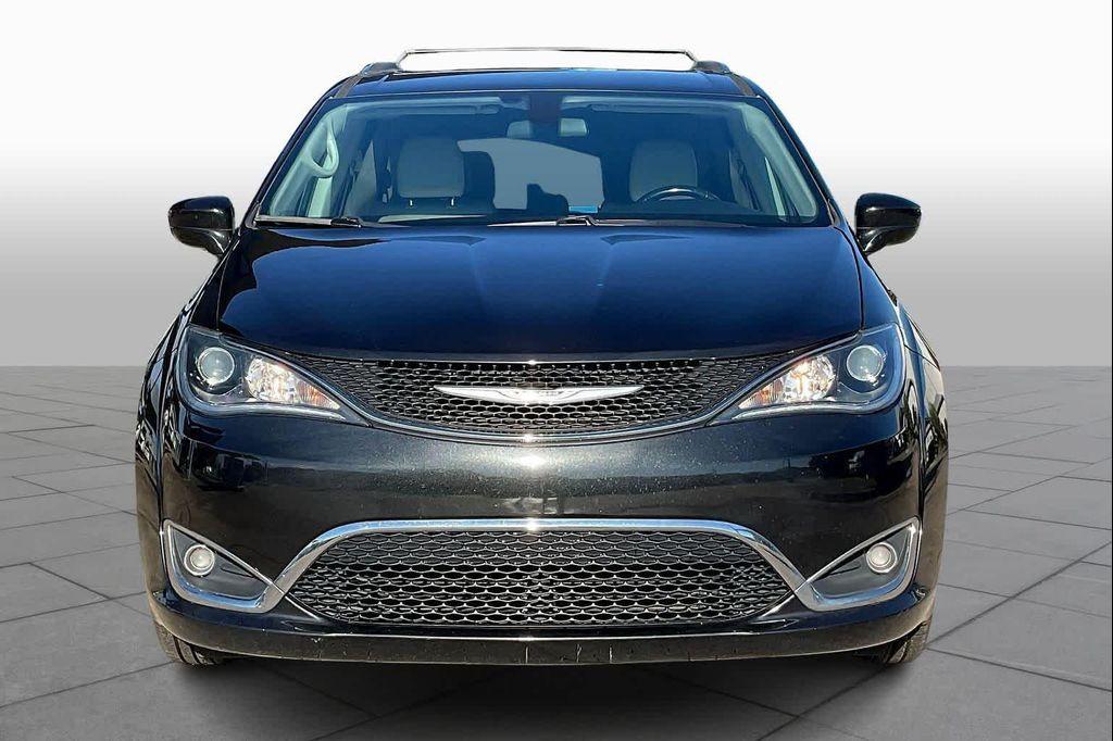 used 2018 Chrysler Pacifica car, priced at $16,999