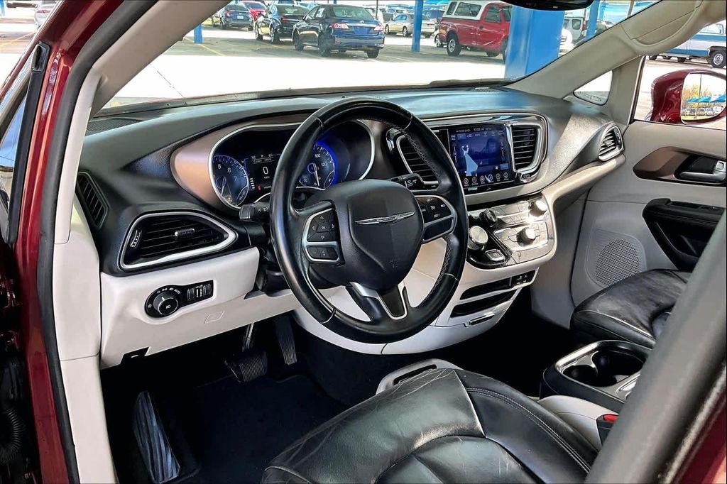 used 2017 Chrysler Pacifica car, priced at $7,999