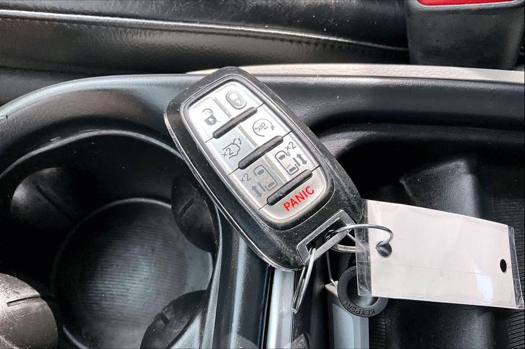 used 2017 Chrysler Pacifica car, priced at $7,999