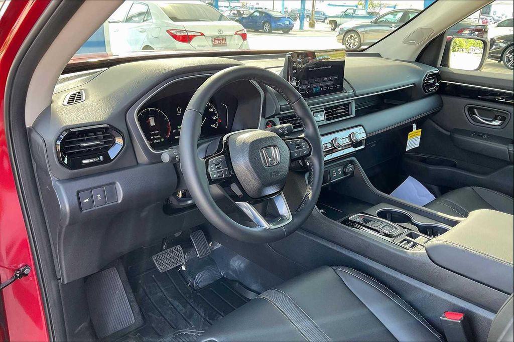new 2025 Honda Pilot car, priced at $49,850