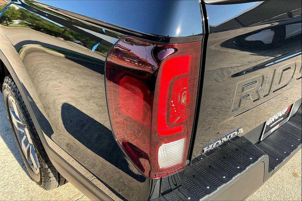 new 2025 Honda Ridgeline car, priced at $41,430