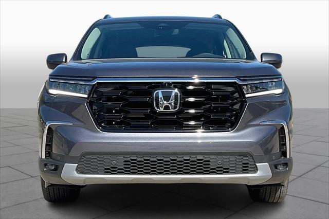 new 2025 Honda Pilot car, priced at $56,250