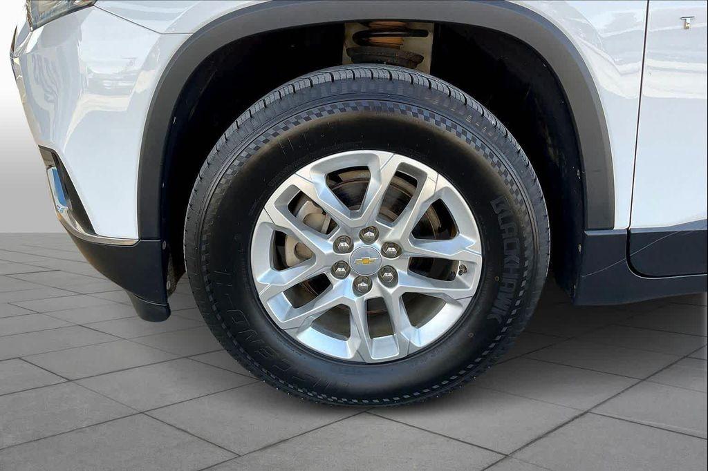 used 2019 Chevrolet Traverse car, priced at $18,999