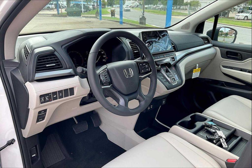 new 2026 Honda Odyssey car, priced at $44,745