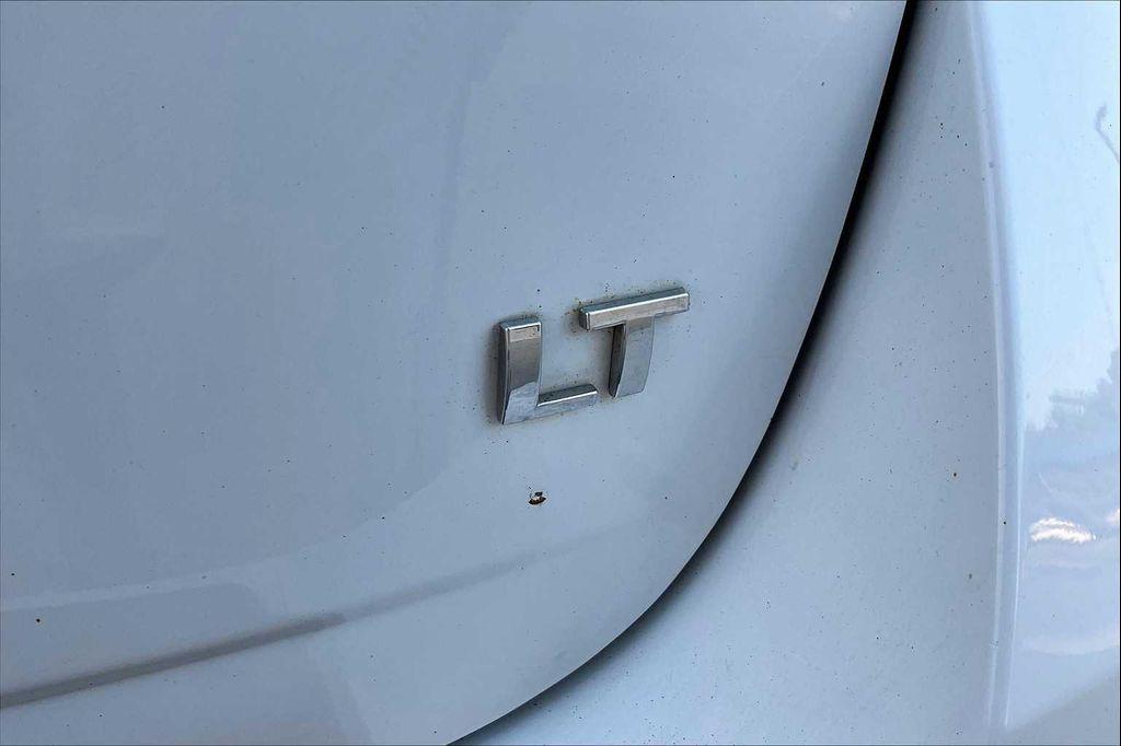 used 2017 Chevrolet Equinox car, priced at $10,000