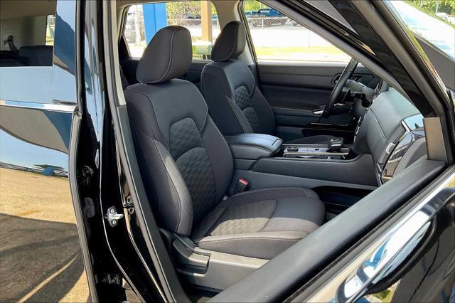 used 2024 Nissan Pathfinder car, priced at $34,699
