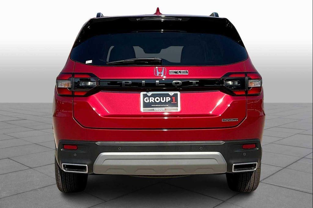 new 2025 Honda Pilot car, priced at $49,850