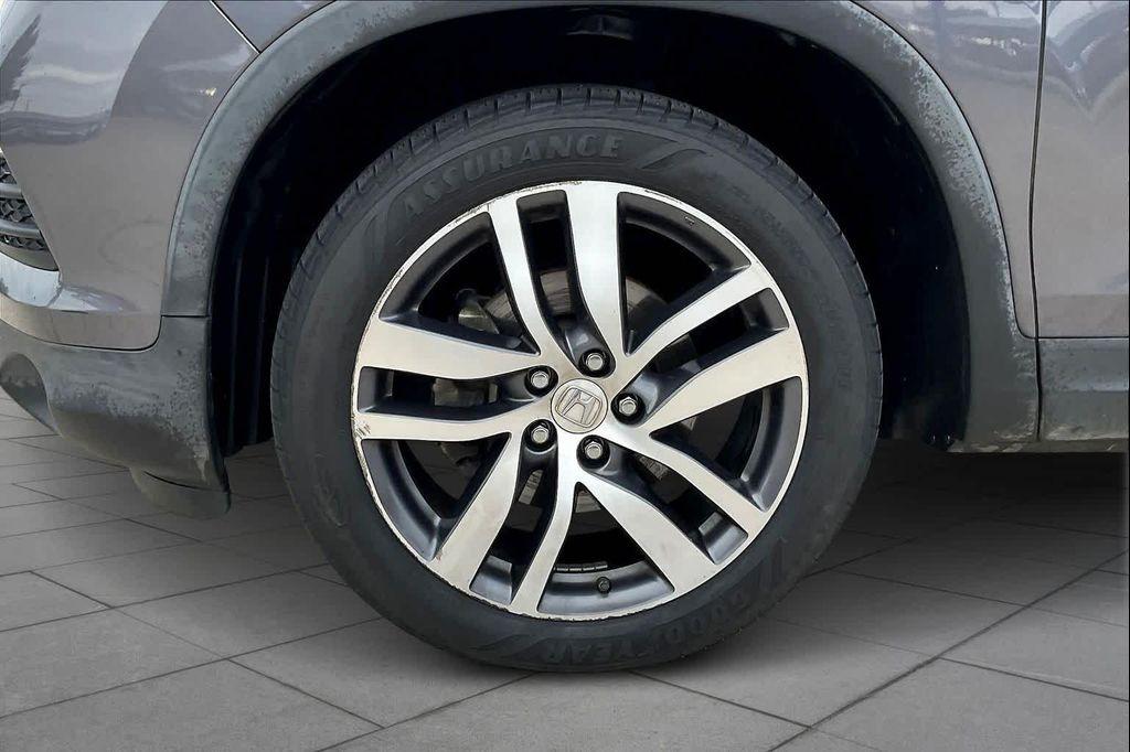 used 2017 Honda Pilot car, priced at $12,999