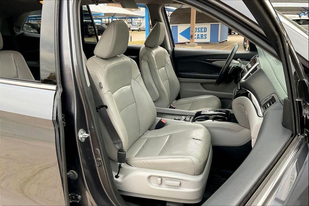 used 2017 Honda Pilot car, priced at $12,999