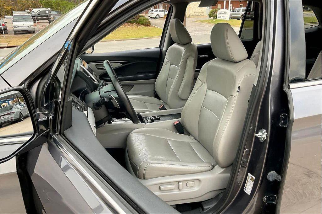 used 2017 Honda Pilot car, priced at $12,999