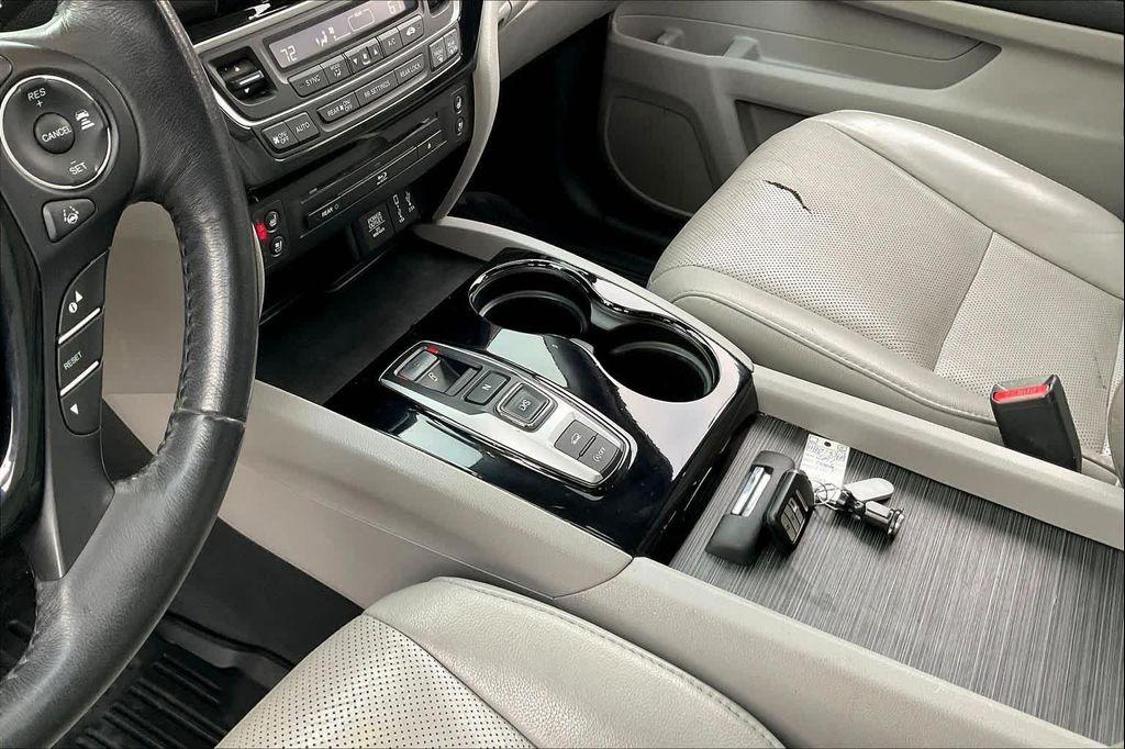 used 2017 Honda Pilot car, priced at $12,999